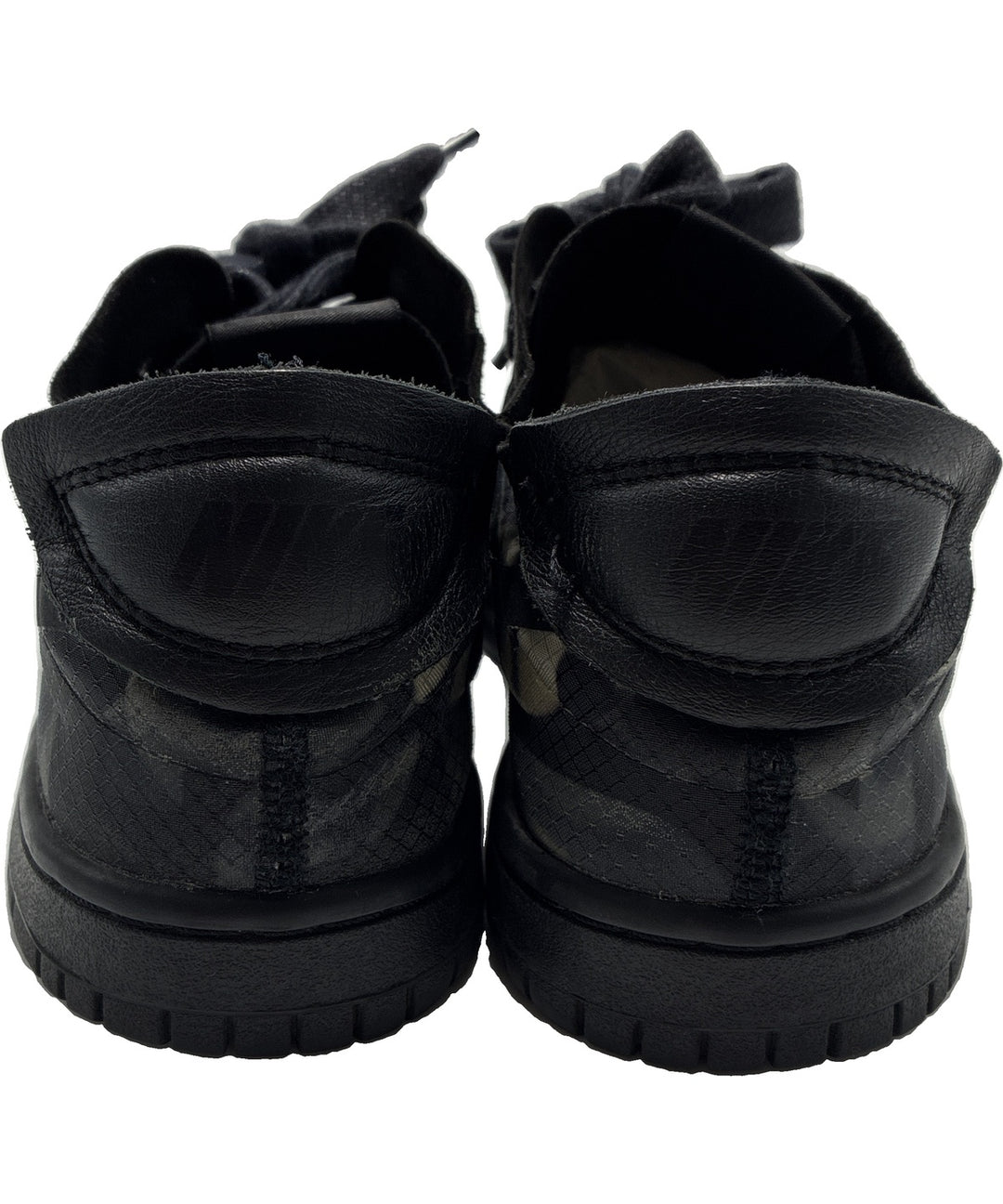 COMME des GARCONS รองเท้าผ้าใบ