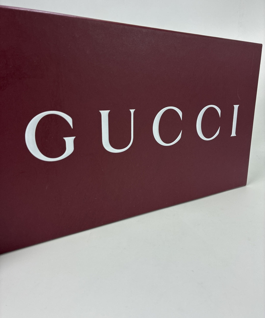 GUCCI รองเท้าผ้าใบ