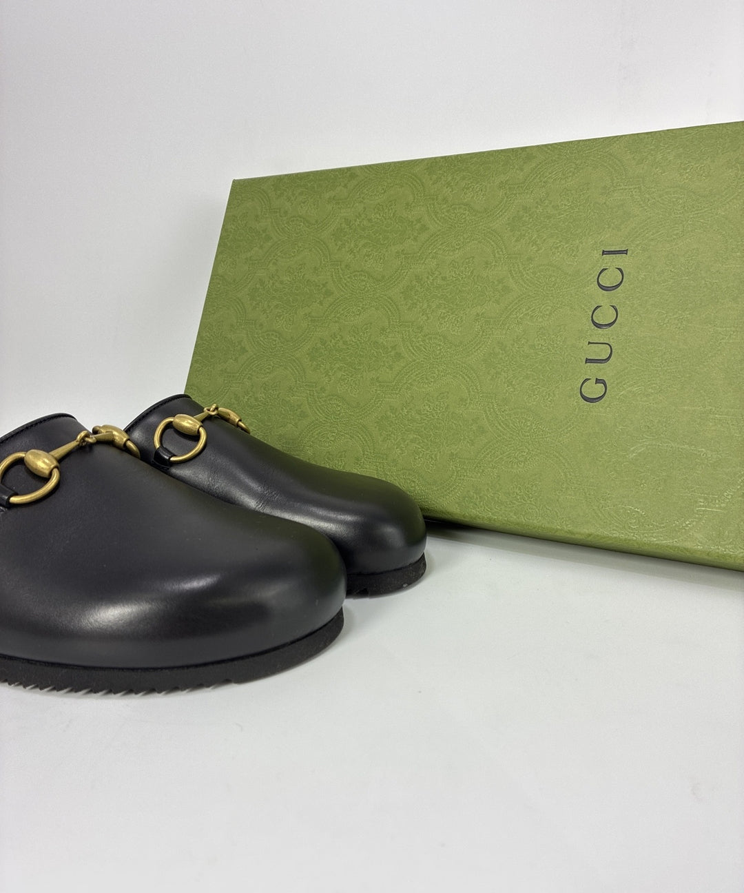 GUCCI รองเท้าแตะ