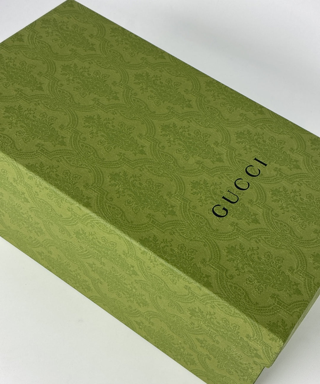 GUCCI รองเท้าสวมทางการ