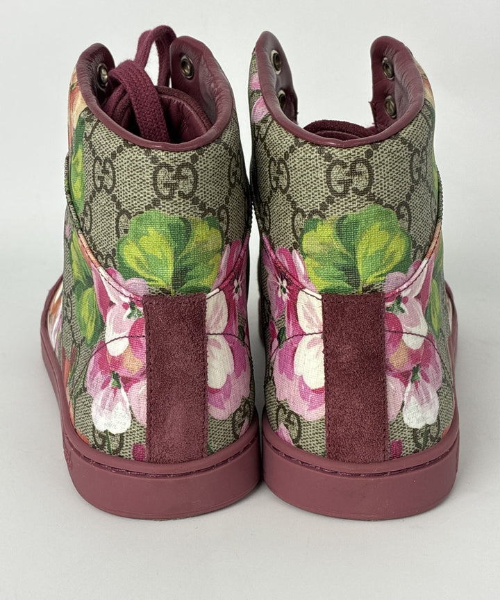 GUCCI รองเท้าผ้าใบ