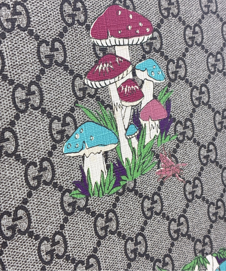 GUCCI กระเป๋าถือขนาดใหญ่