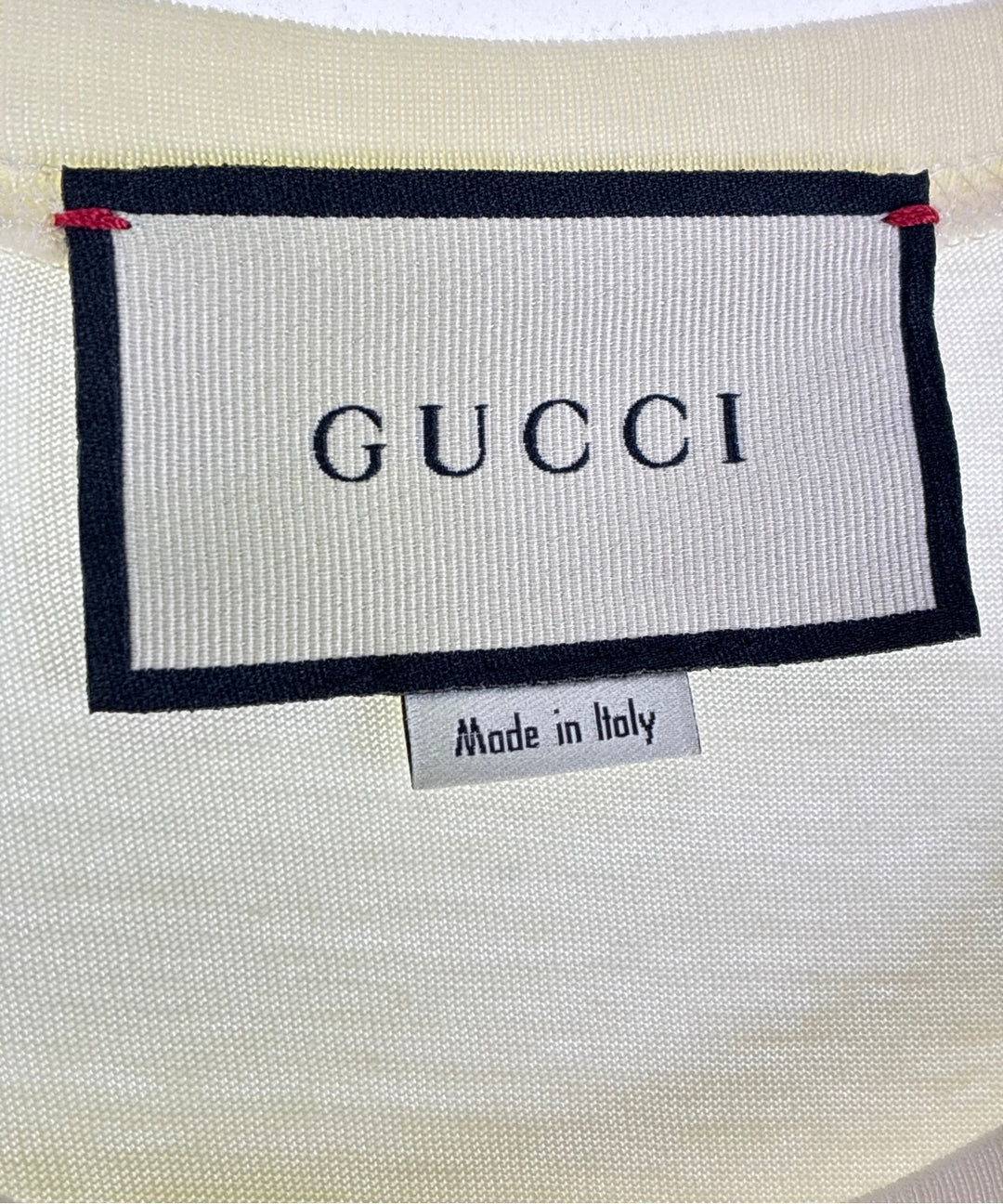 GUCCI เสื้อยืด/เสื้อท็อปส์