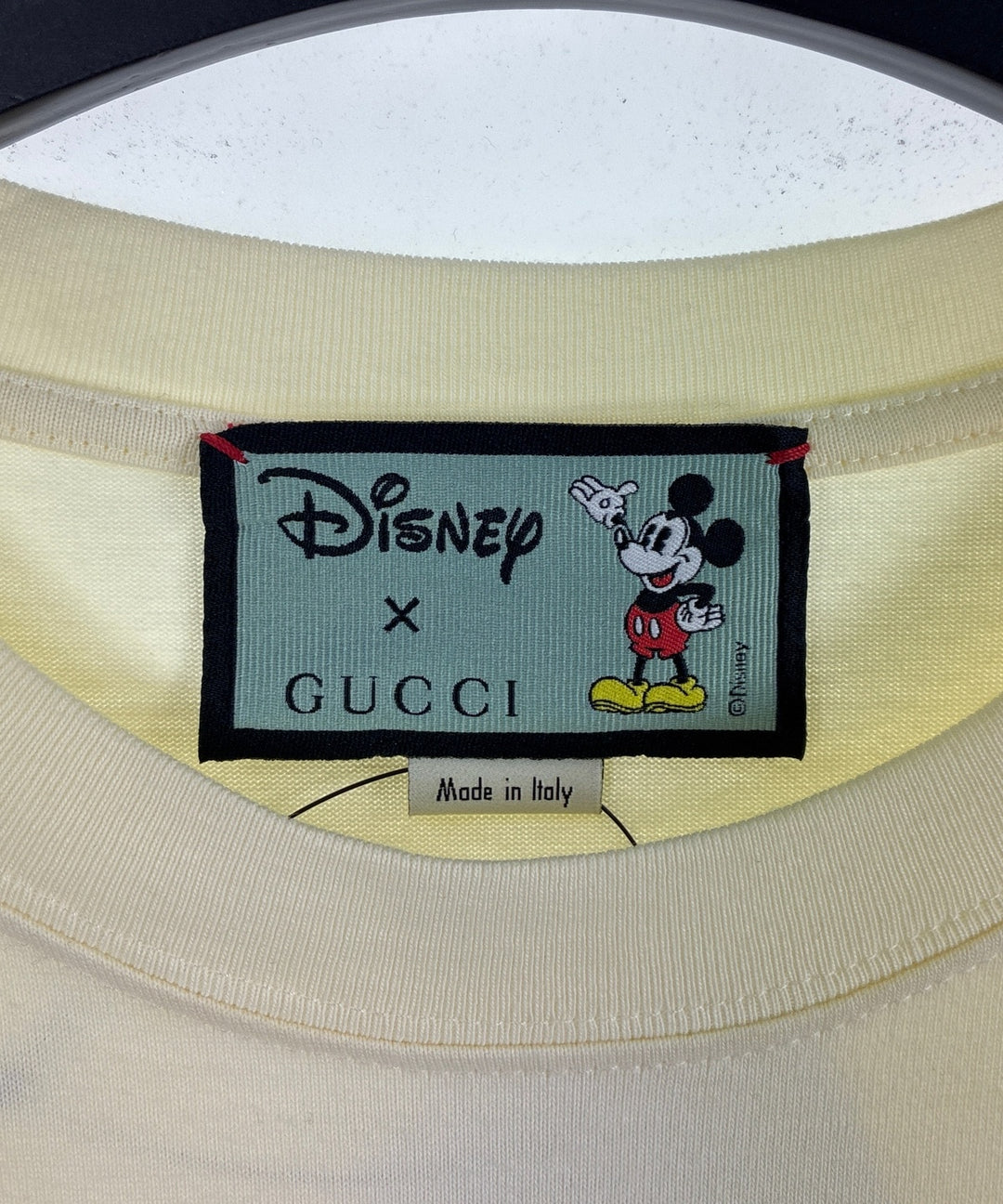 GUCCI เสื้อยืด/เสื้อท็อปส์