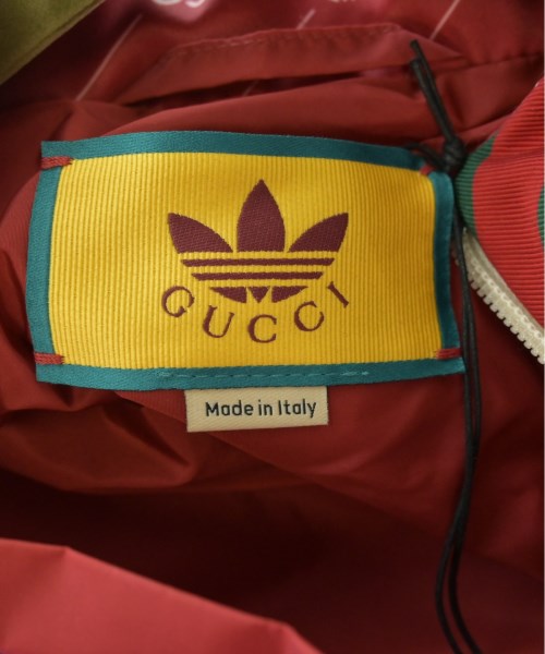GUCCI เสื้อยืด/เสื้อท็อปส์