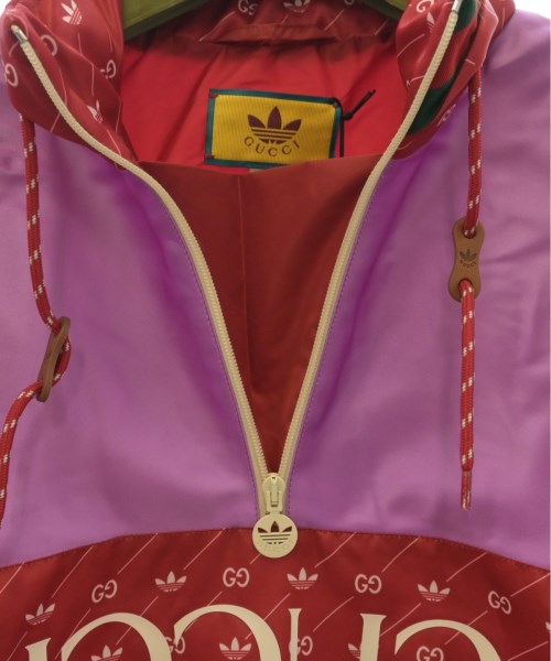 GUCCI เสื้อยืด/เสื้อท็อปส์