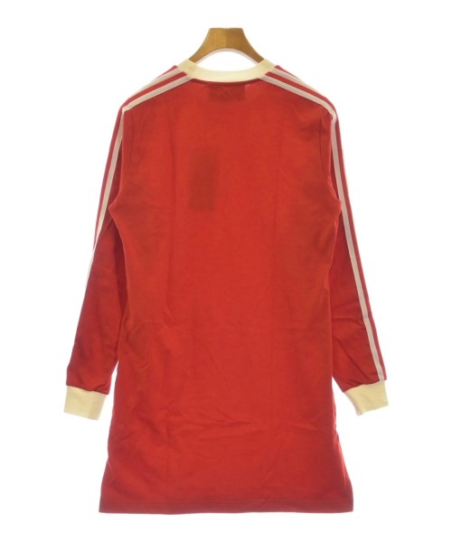 GUCCI เสื้อยืด/เสื้อท็อปส์