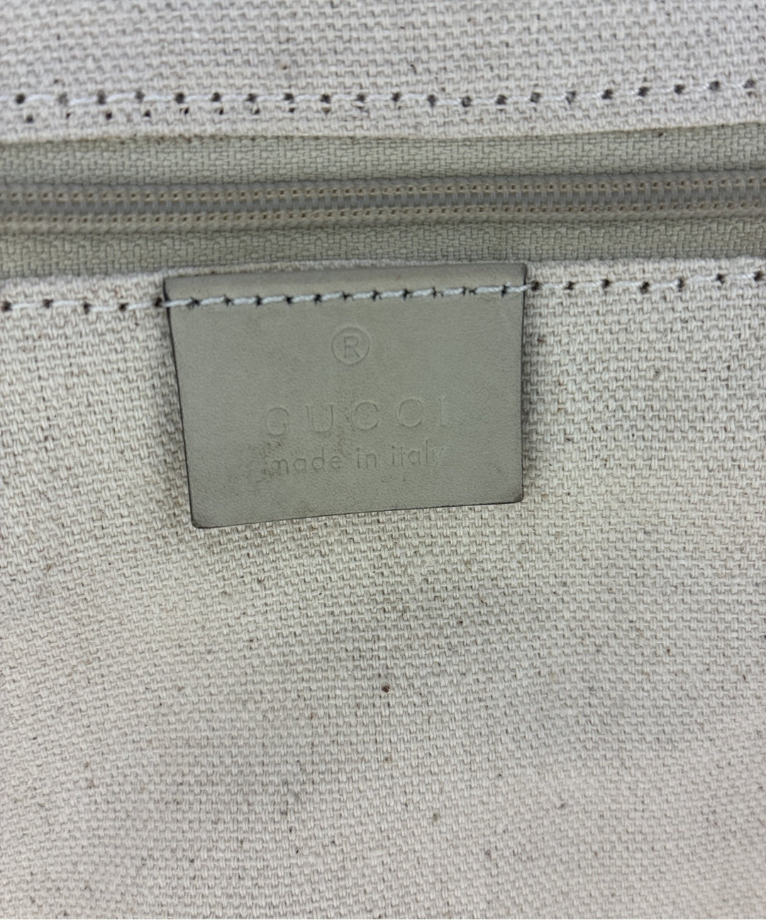 GUCCI กระเป๋าถือ