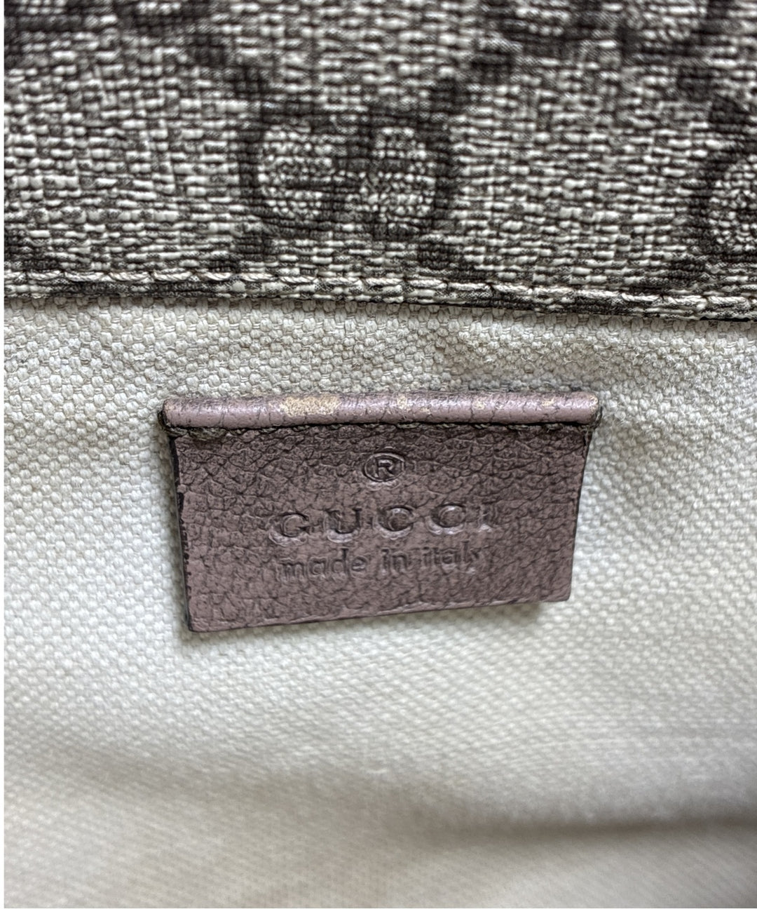 GUCCI กระเป๋าสะพาย