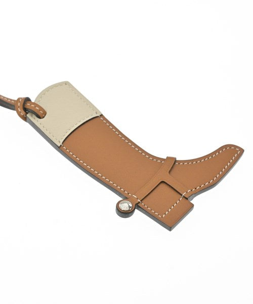 HERMES เครื่องประดับบนกระเป๋า