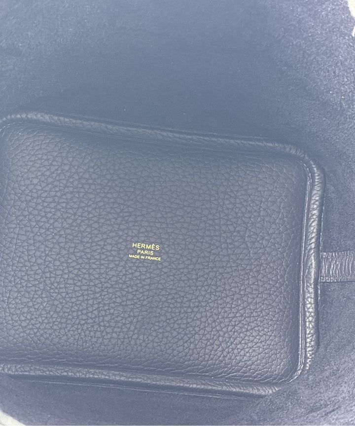 HERMES กระเป๋าถือ