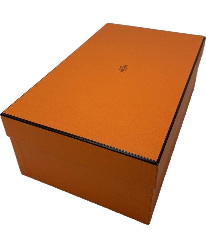 HERMES รองเท้าผ้าใบ