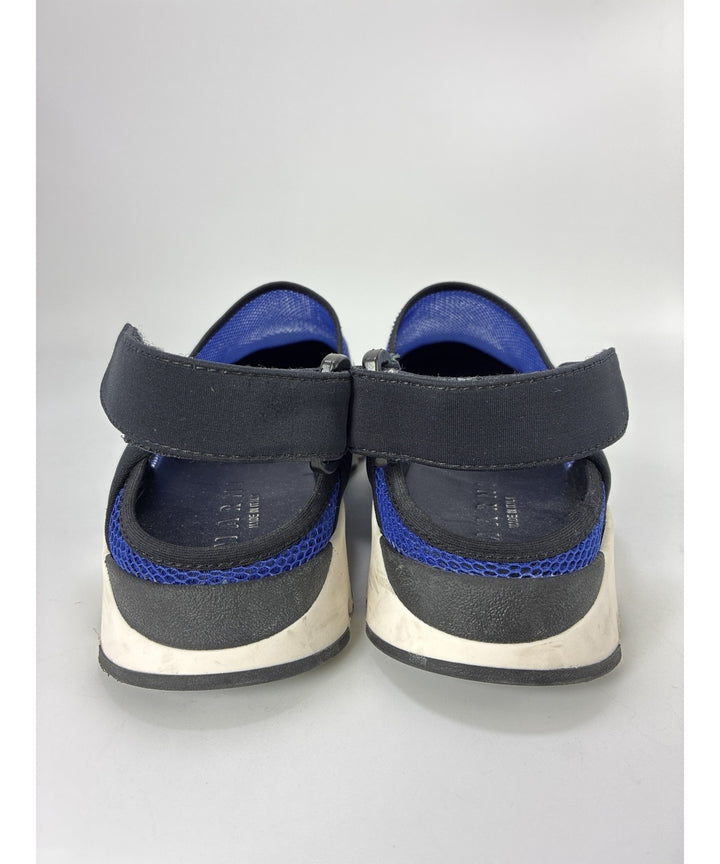 MARNI รองเท้าผ้าใบ