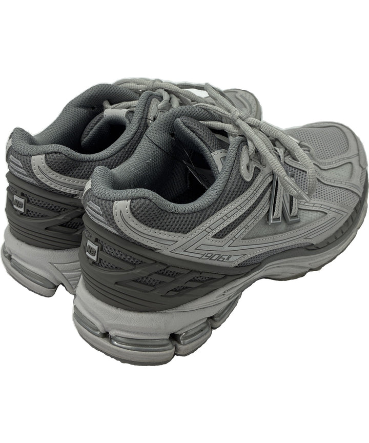 New Balance รองเท้าผ้าใบ