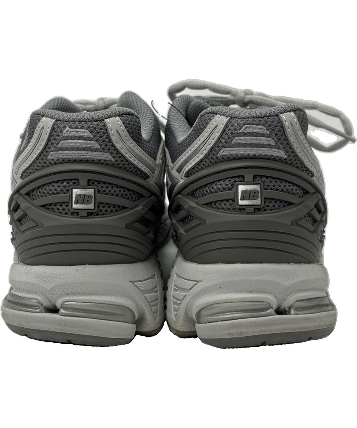 New Balance รองเท้าผ้าใบ