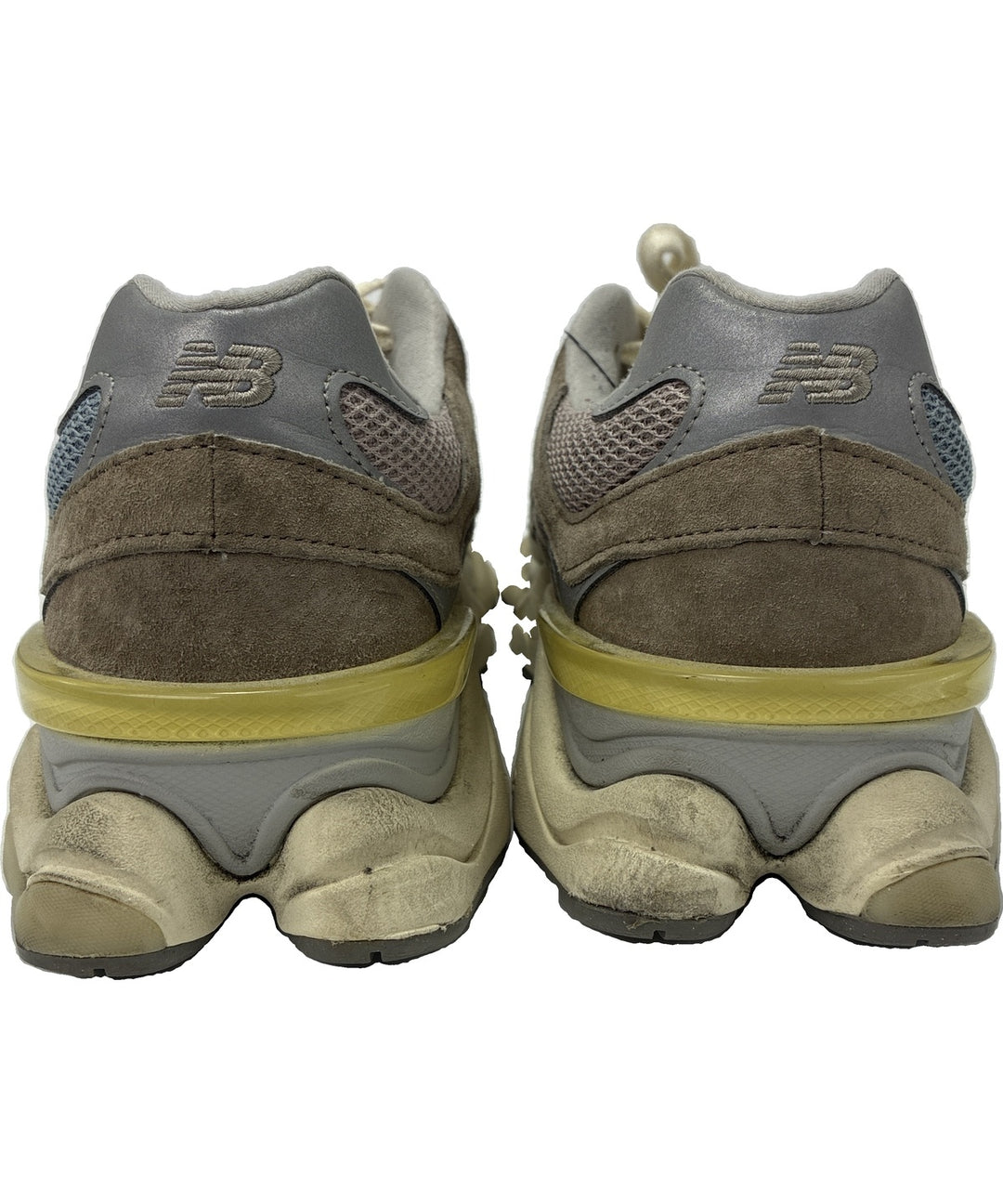 New Balance รองเท้าผ้าใบ
