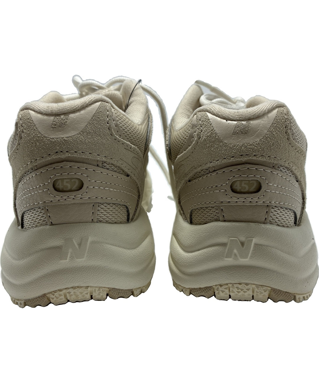 New Balance รองเท้าผ้าใบ