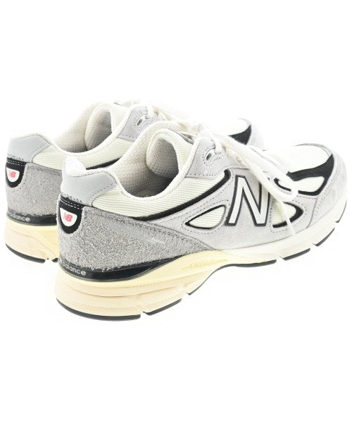 New Balance รองเท้าผ้าใบ