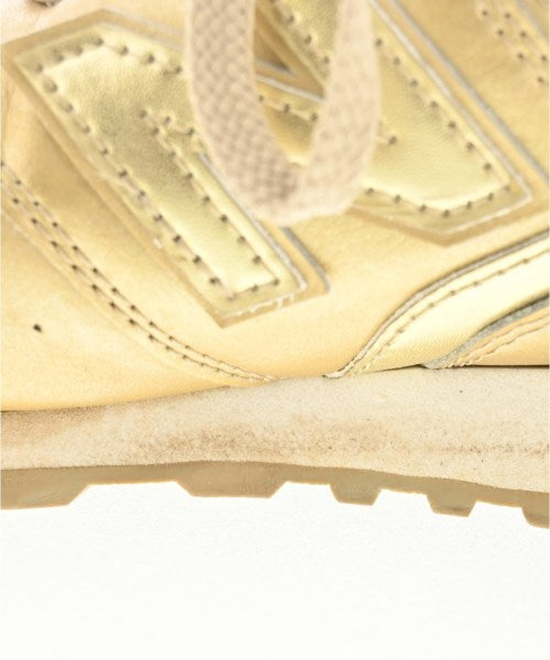 New Balance รองเท้าผ้าใบ