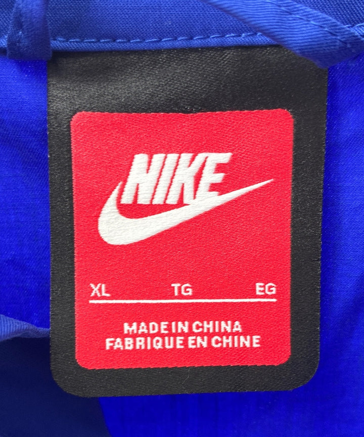NIKE แจ็คเก็ตเบลาส์