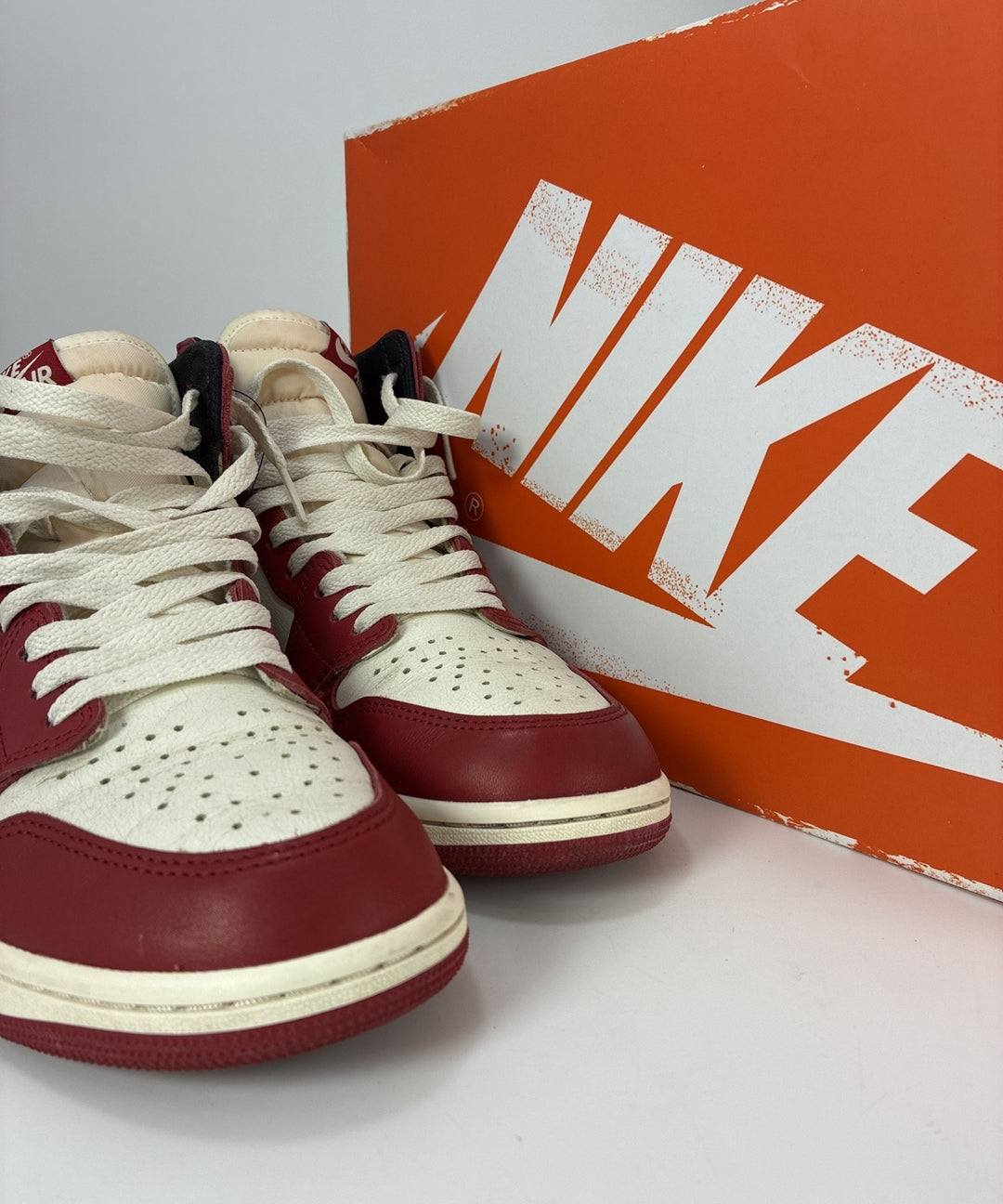 NIKE รองเท้าผ้าใบ