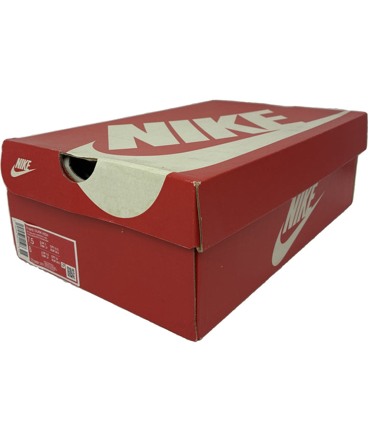 NIKE รองเท้าผ้าใบ