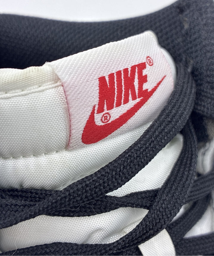 NIKE รองเท้าผ้าใบ