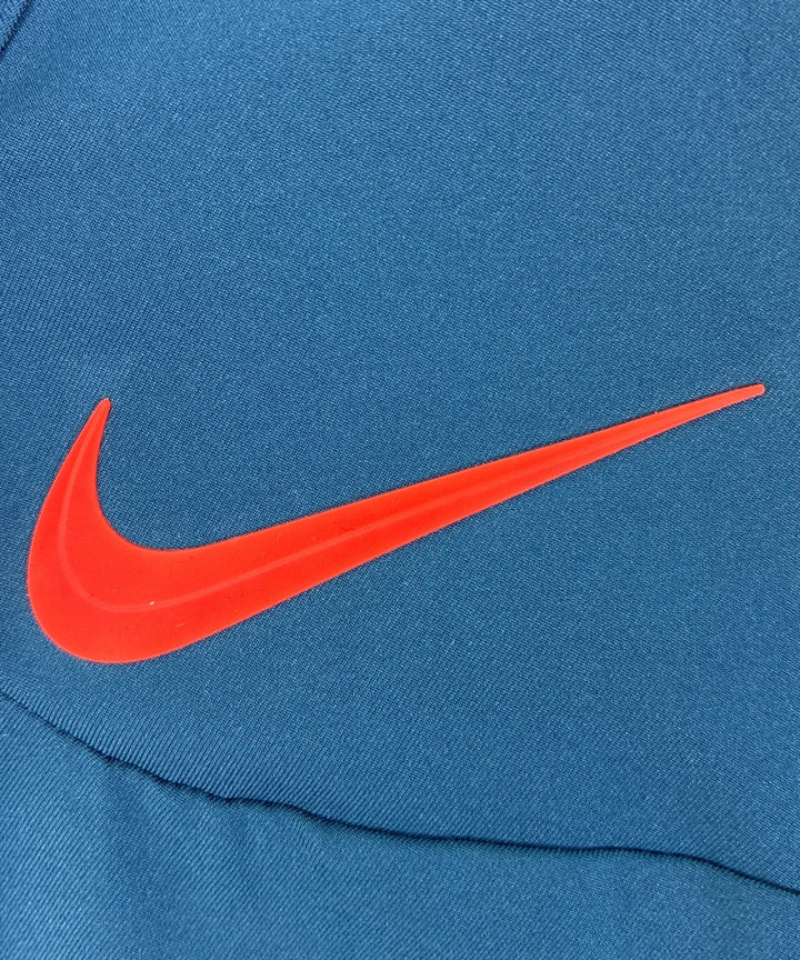 NIKE แจ็คเก็ตเบลาส์ อื่น