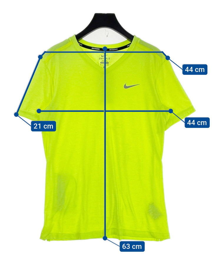 NIKE เสื้อยืด/เสื้อท็อปส์