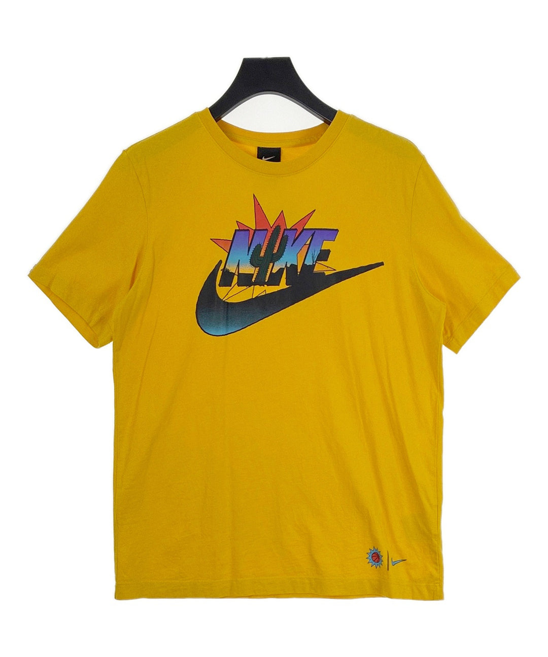 NIKE เสื้อยืด/เสื้อท็อปส์