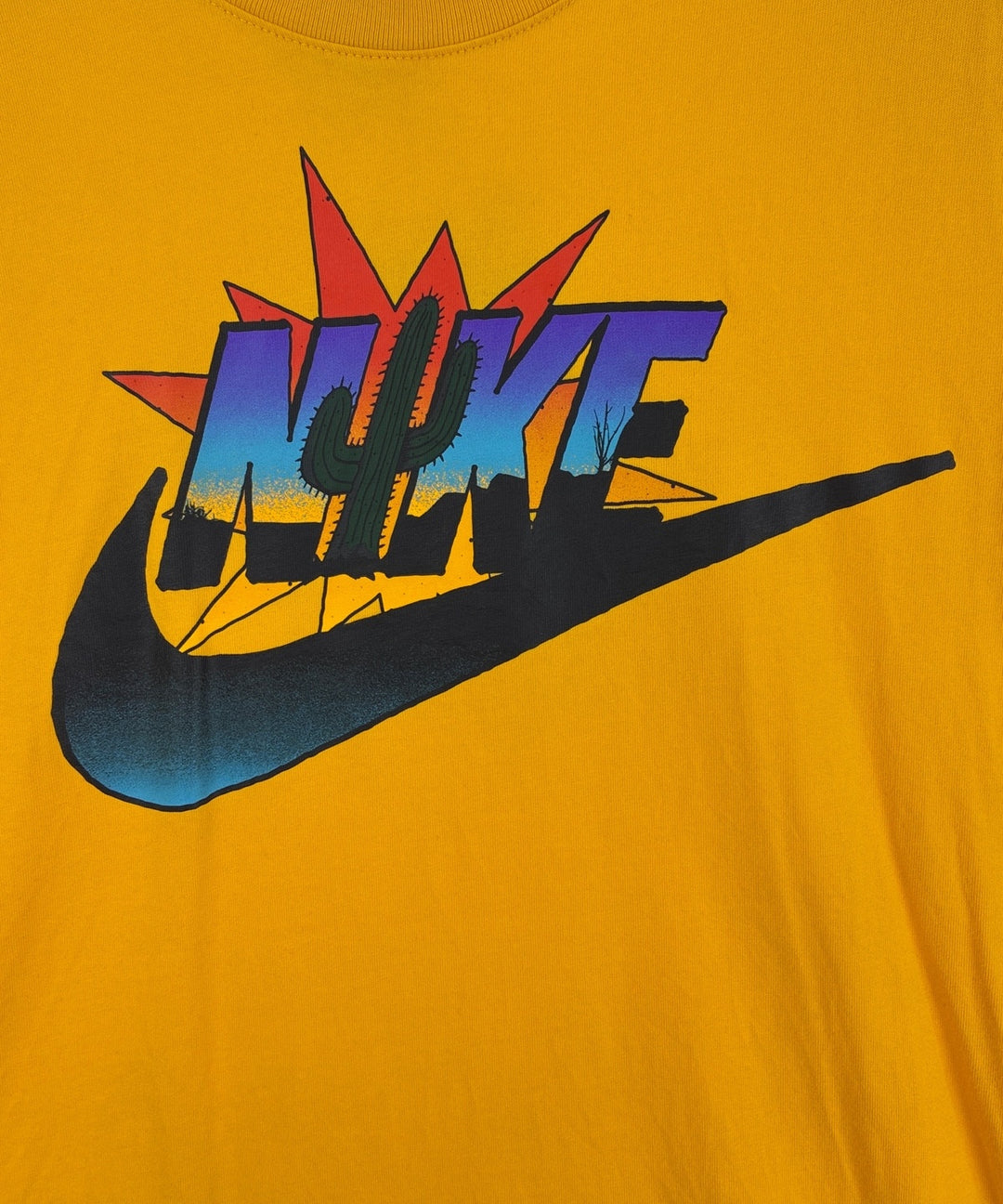 NIKE เสื้อยืด/เสื้อท็อปส์