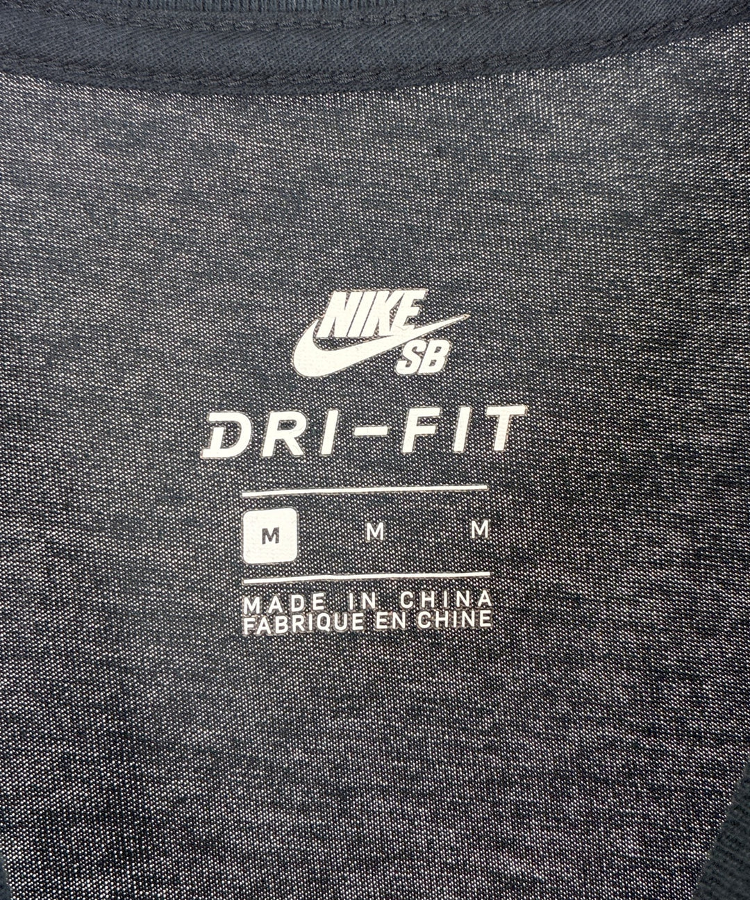 NIKE เสื้อยืด/เสื้อท็อปส์