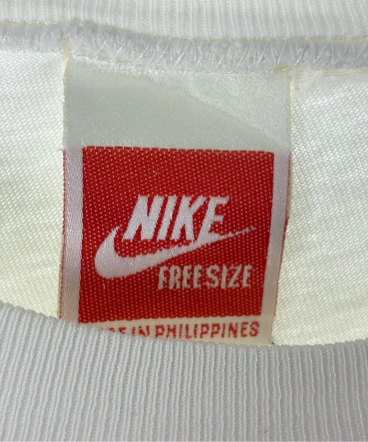NIKE เสื้อยืด/เสื้อท็อปส์