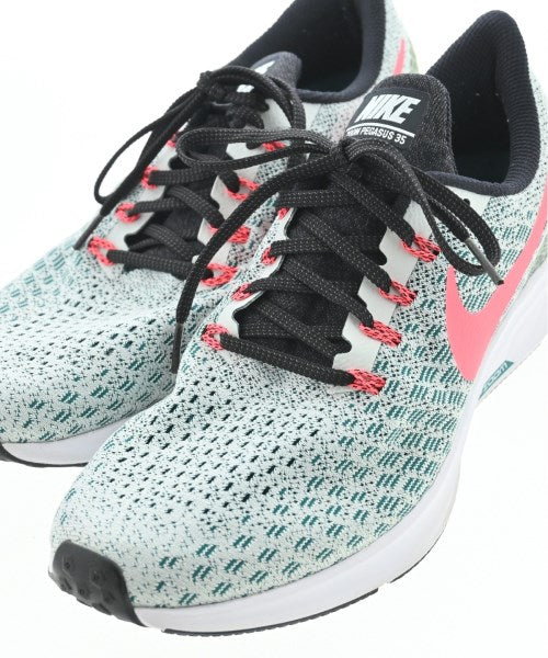 NIKE รองเท้าผ้าใบ