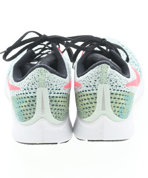 NIKE รองเท้าผ้าใบ