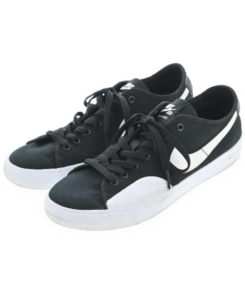 NIKE รองเท้าผ้าใบ