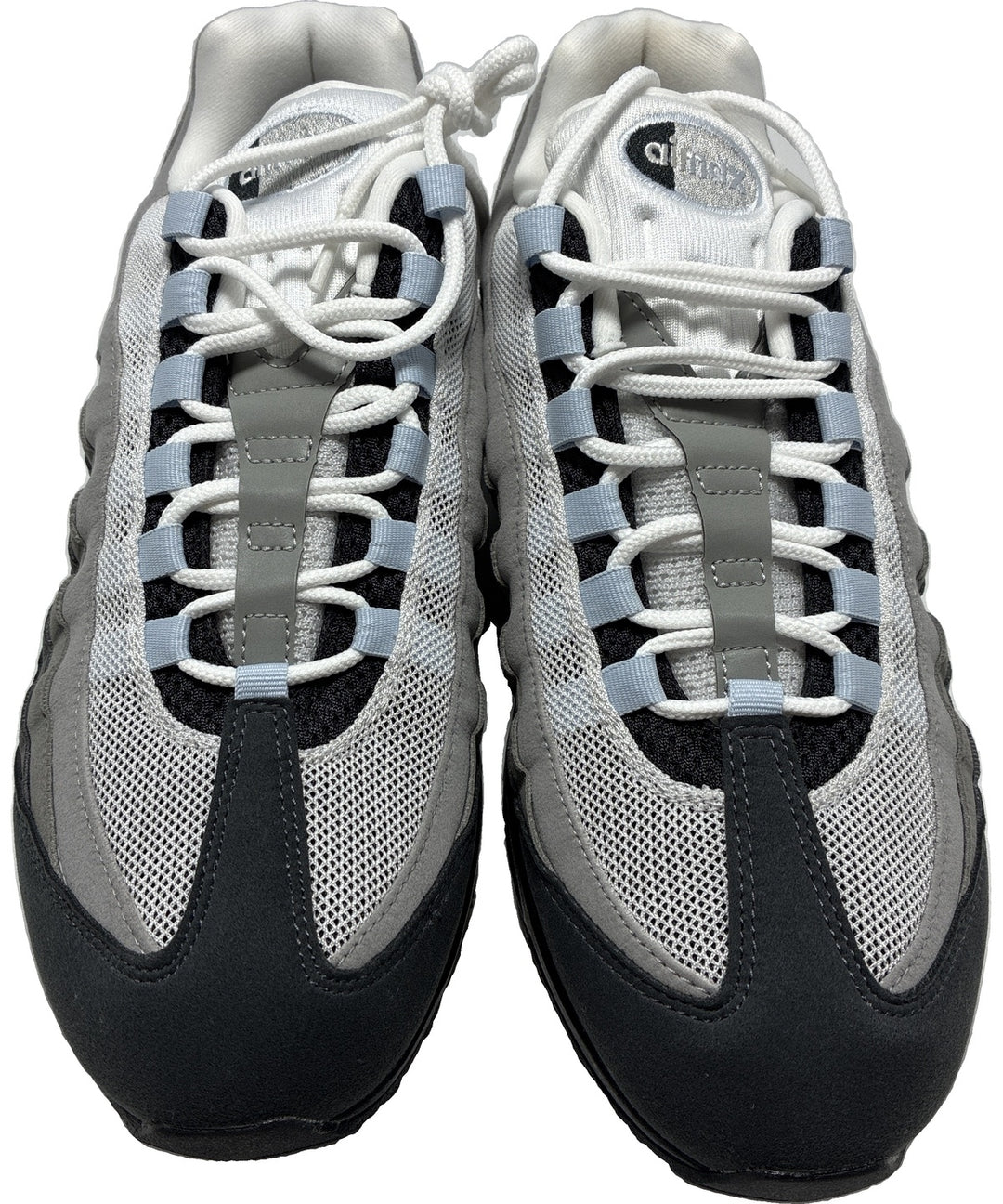 NIKE รองเท้าผ้าใบ