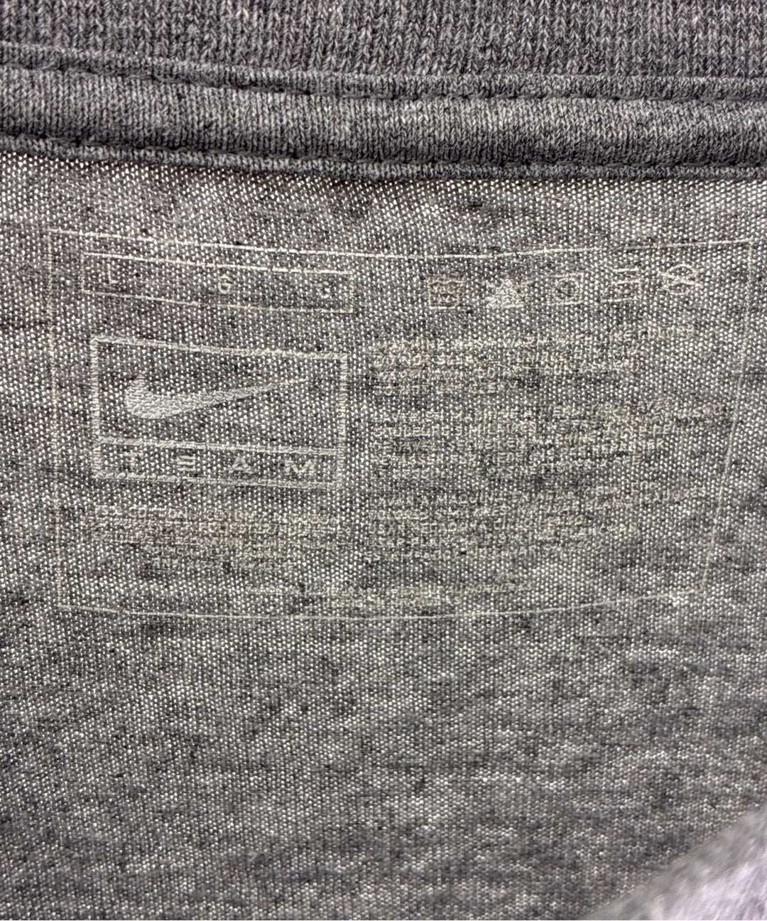 NIKE เสื้อยืด/เสื้อท็อปส์
