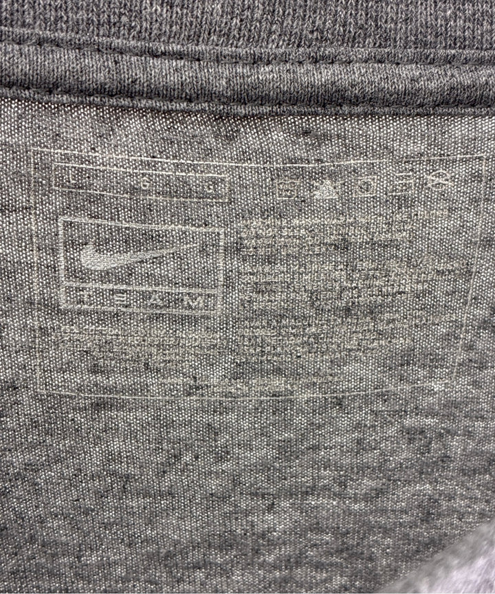 NIKE เสื้อยืด/เสื้อท็อปส์