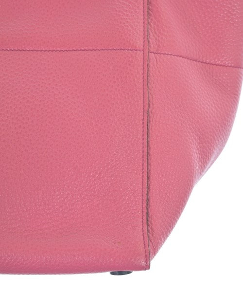 PRADA กระเป๋าถือขนาดใหญ่