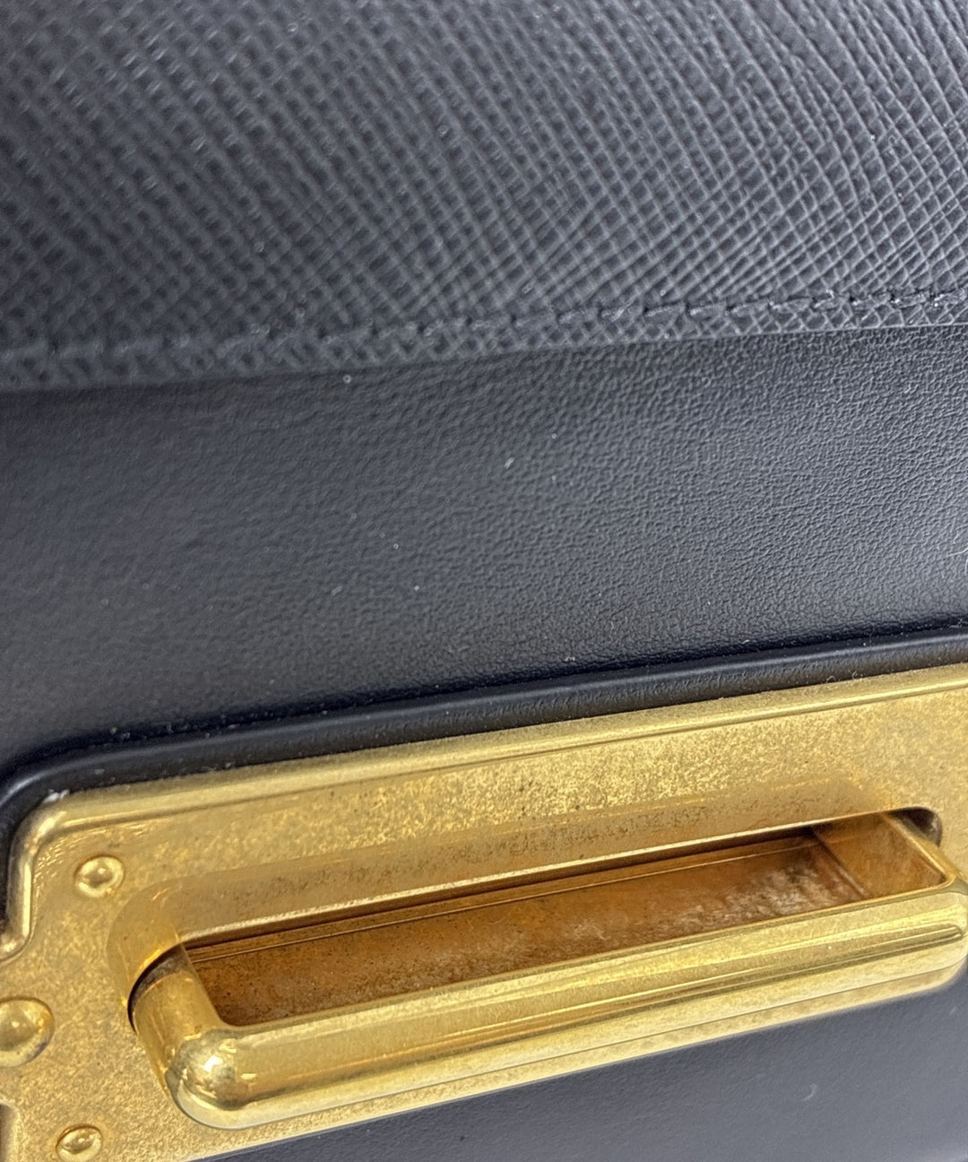 PRADA กระเป๋าสะพาย