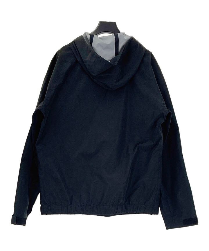 PRADA เสื้อพาร์กาภูเขา