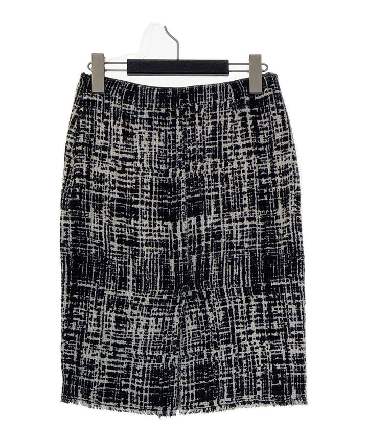 PRADA กระโปรงยาวถึงเข่า