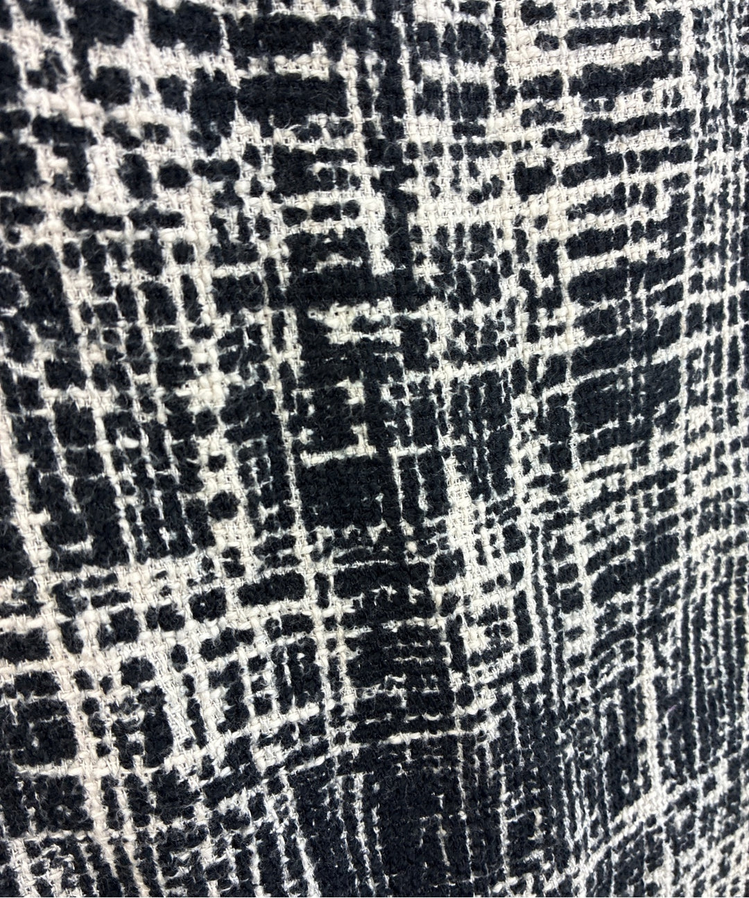 PRADA กระโปรงยาวถึงเข่า