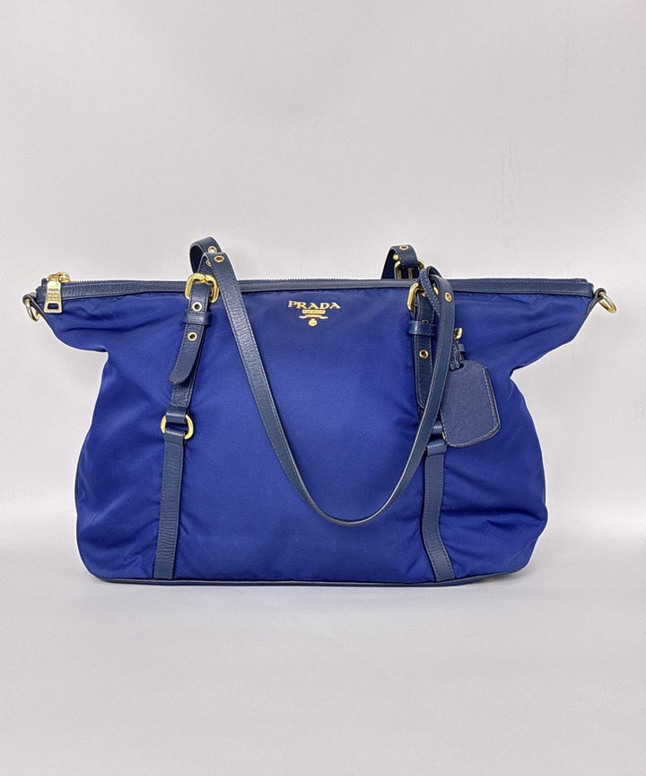 PRADA กระเป๋าถือขนาดใหญ่