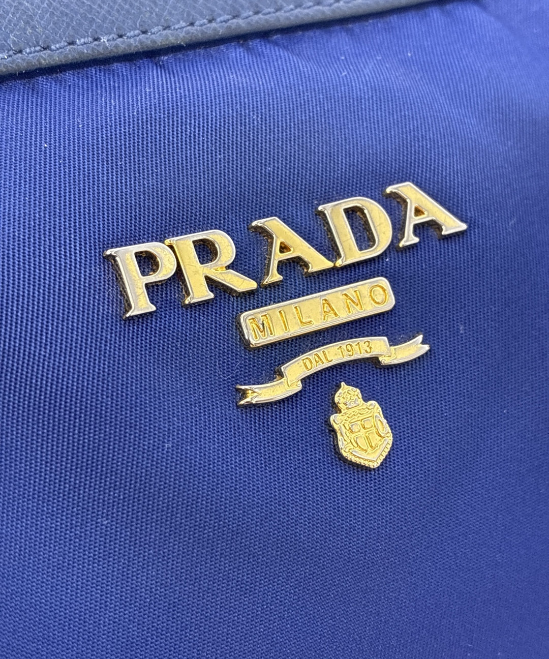 PRADA กระเป๋าถือขนาดใหญ่