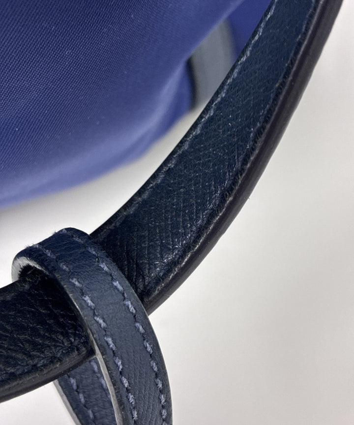 PRADA กระเป๋าถือขนาดใหญ่