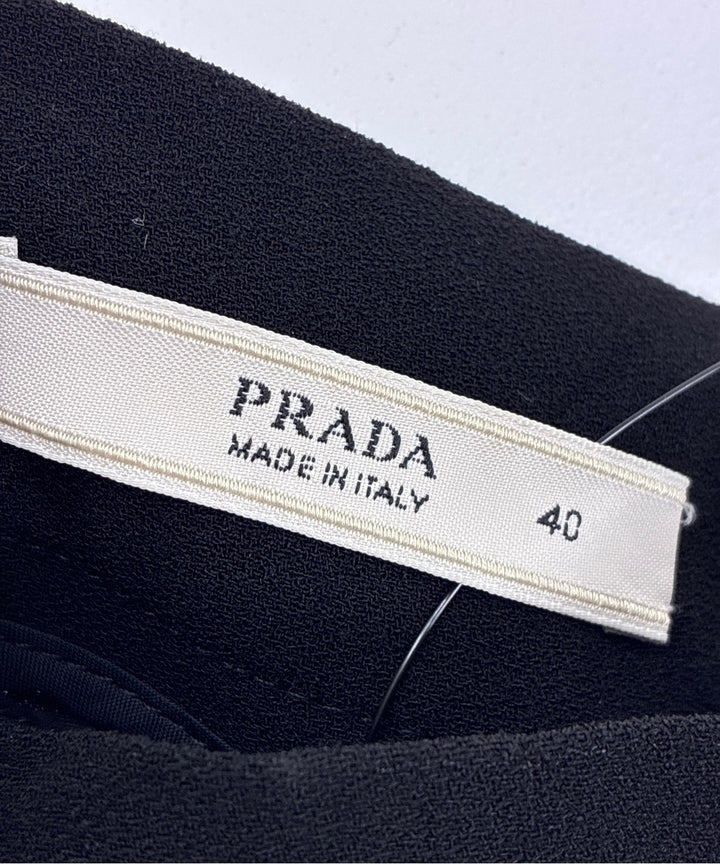 PRADA กระโปรงยาวถึงเข่า