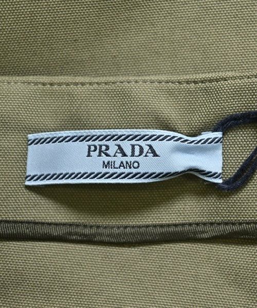 PRADA กระโปรงสั้น