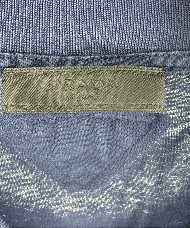 PRADA เสื้อยืด/เสื้อท็อปส์